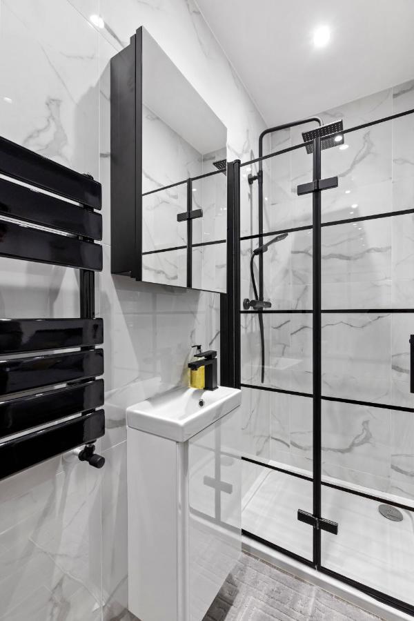 Apartamento Star London Vivian Avenue 2-Bed Retreat With Garden The Hyde Exterior foto